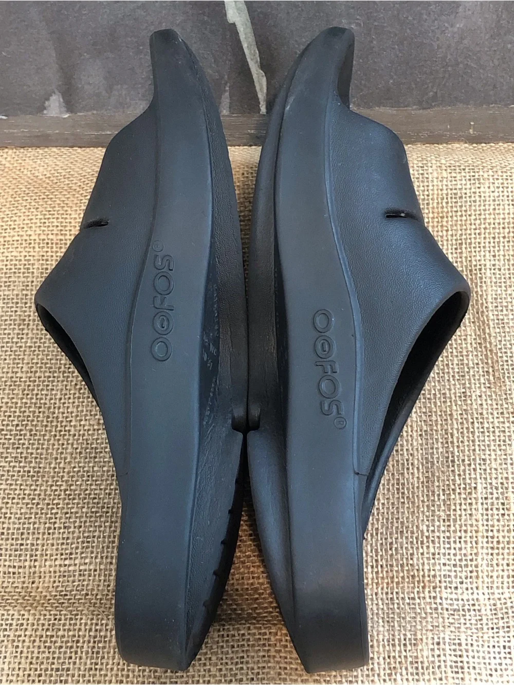 Oofos OOahh Slides sz 6